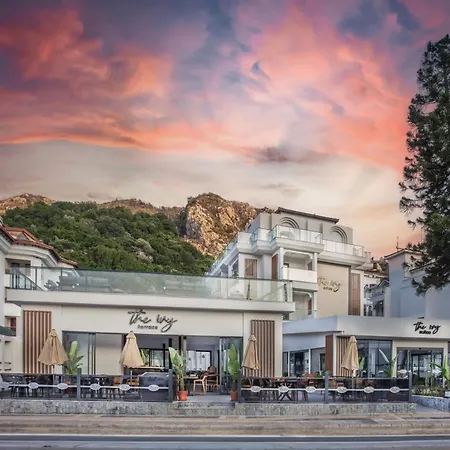 The Ivy Hotel İçmeler